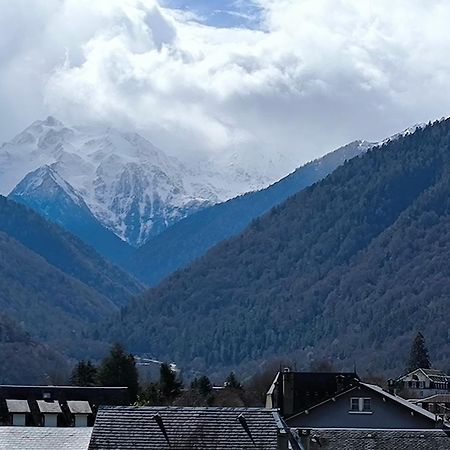 Appartement Vert Tendre Face A La Montagne Bagnères-de-Luchon المظهر الخارجي الصورة