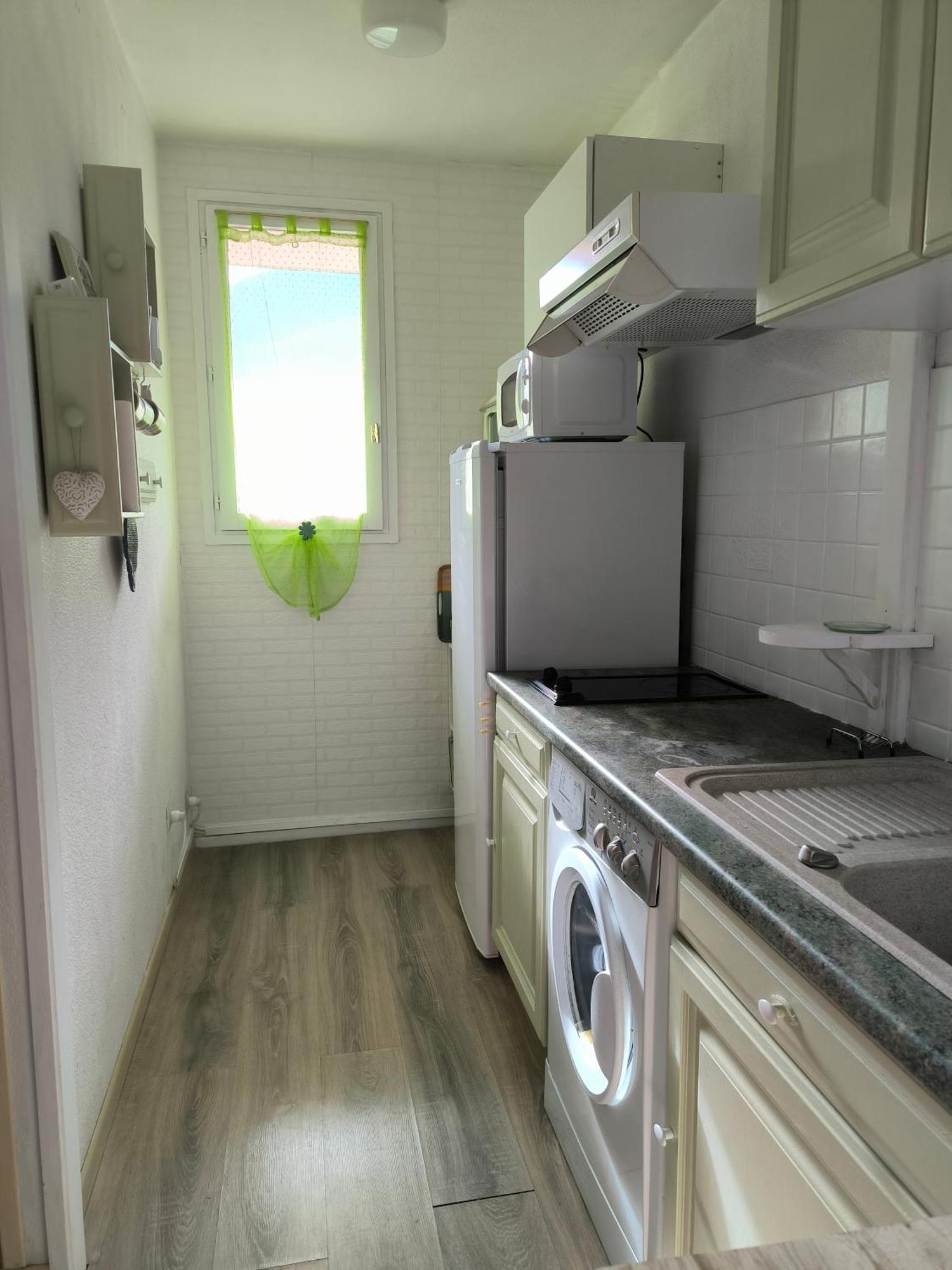 Appartement Vert Tendre Face A La Montagne Bagnères-de-Luchon المظهر الخارجي الصورة